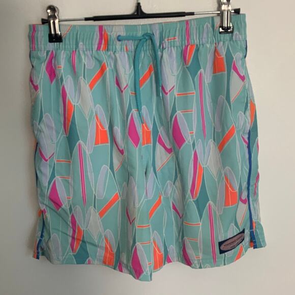 Vineyard Vines Boys swim trunks‎ size 12/14 - Picture 1 of 3